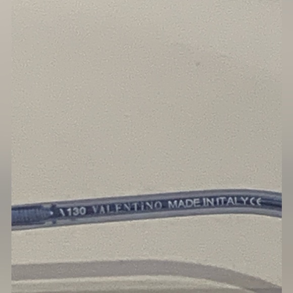 Pre-Owned Valentino Sunglasses - Picture 9 of 10